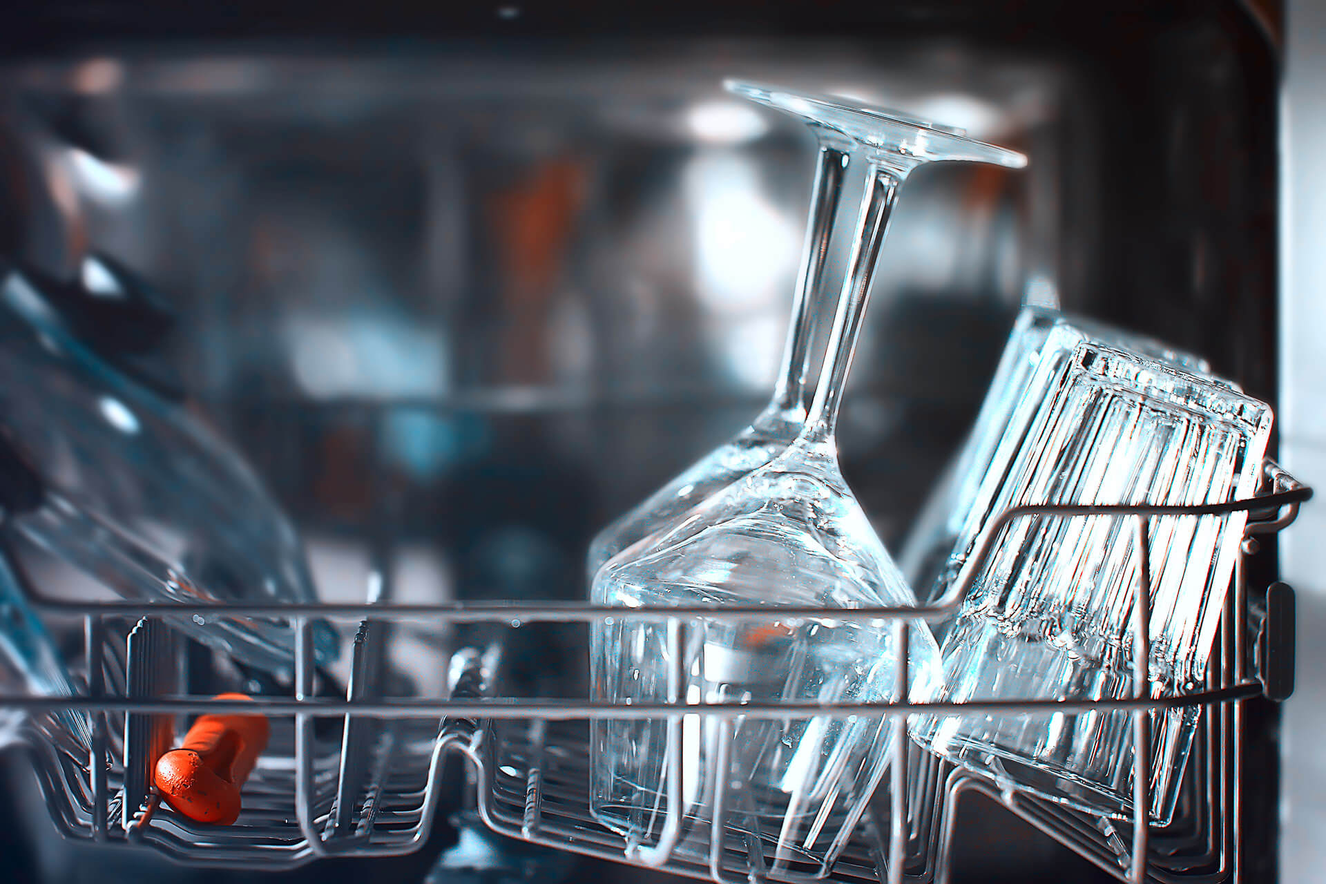 Låne Nemlig Halvkreds Sådan vasker du glas i en opvaskemaskine | Neophos® DK